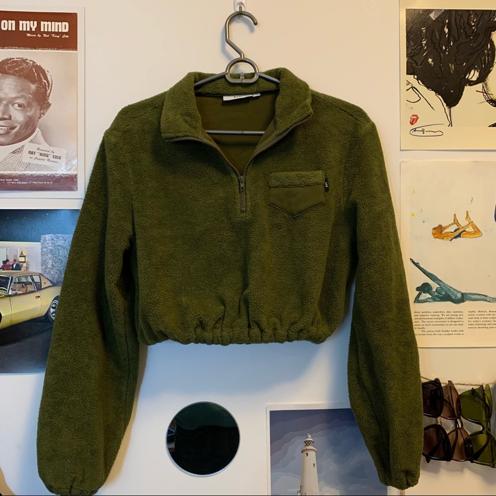 LIT olive green cropped sweatshirt